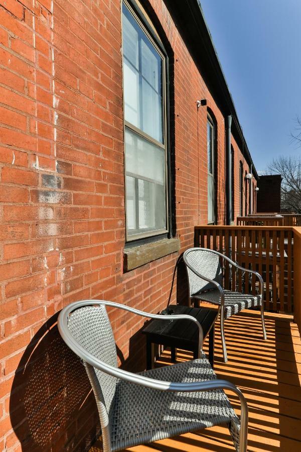 Apartment Luxury W/ Spectrum Mood Lighting - Historic Cherokee Street Antique Row Maryland Heights